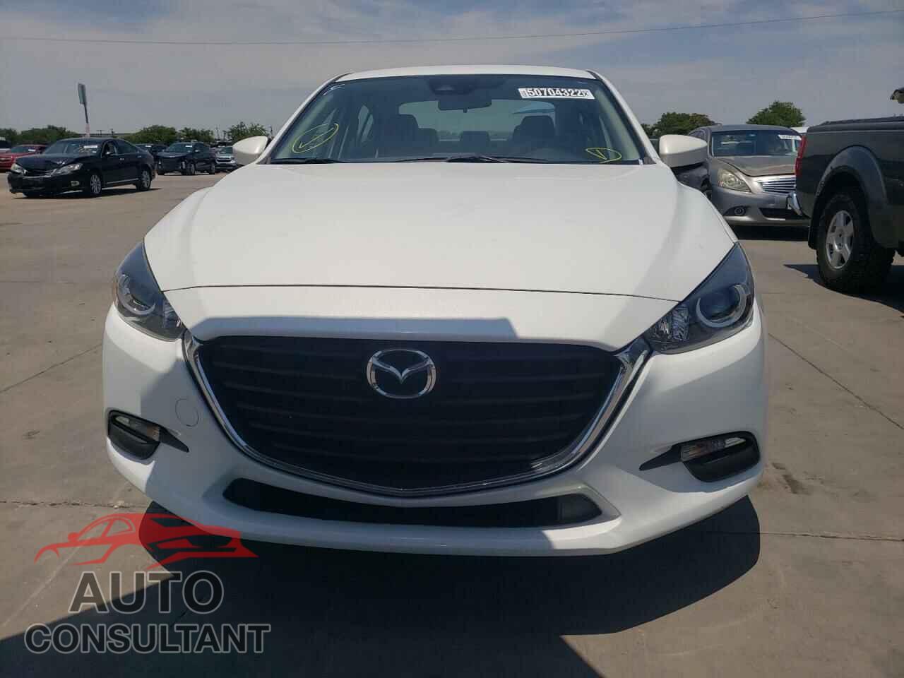 MAZDA 3 2018 - 3MZBN1V34JM239159