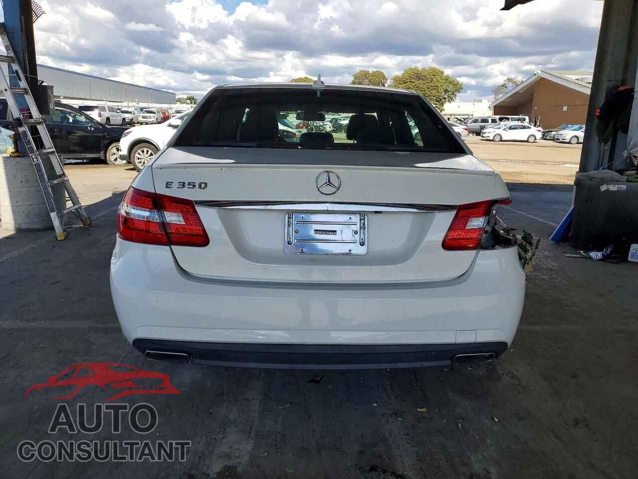 MERCEDES-BENZ E-CLASS 2012 - WDDHF5KB9CA614322