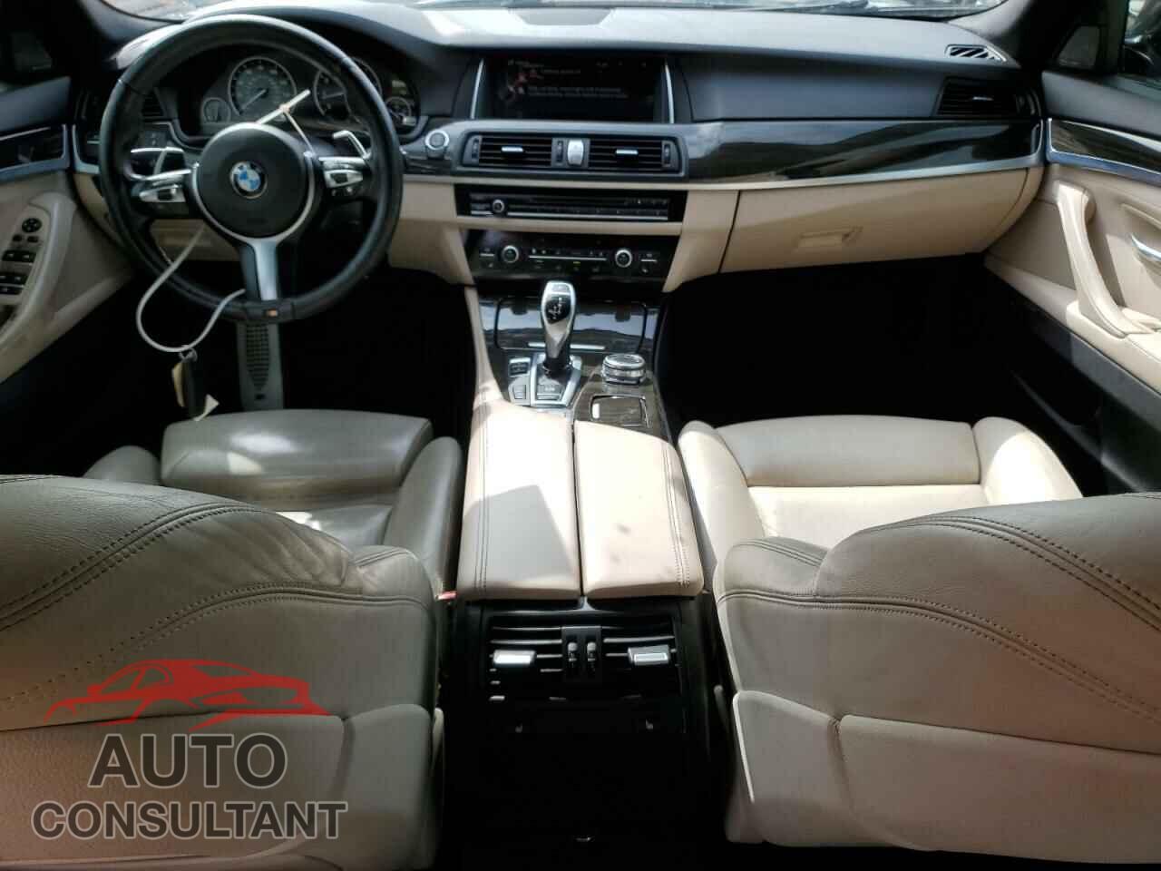 BMW 5 SERIES 2015 - WBA5B3C50FD545610