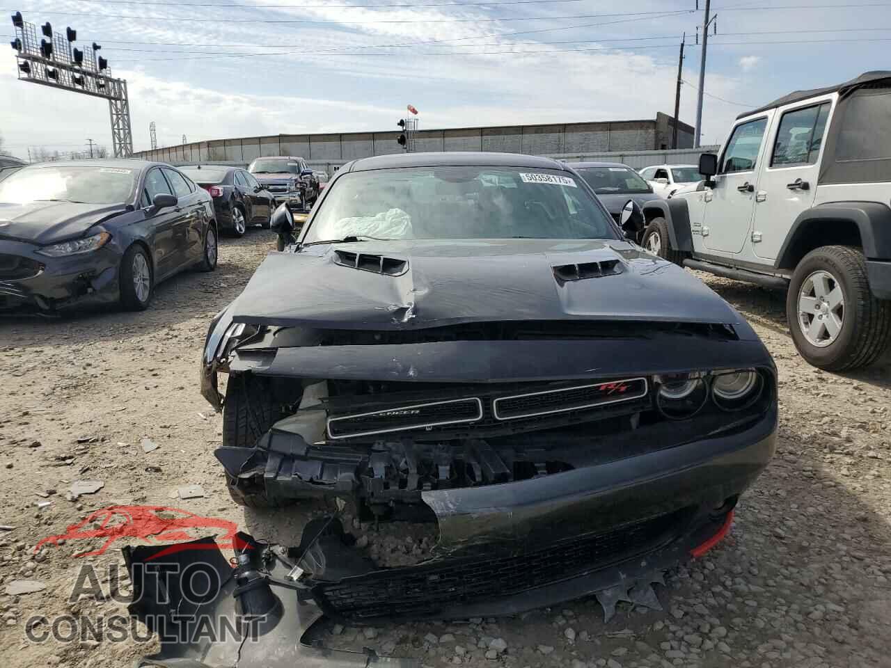 DODGE CHALLENGER 2015 - 2C3CDZAT9FH718735