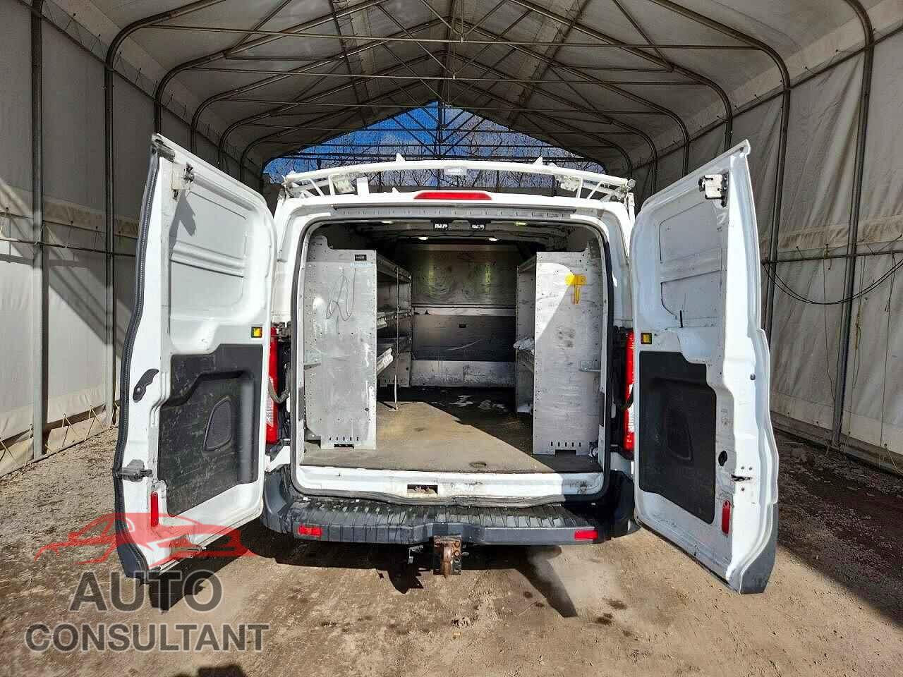 FORD TRANSIT 2017 - 1FTYR1ZM2HKB41740
