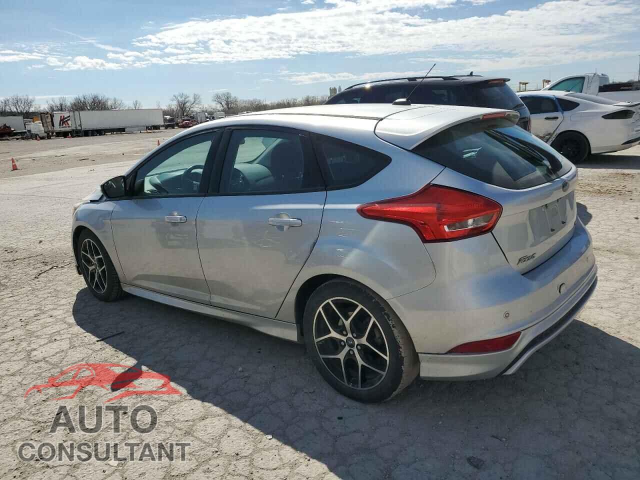 FORD FOCUS 2016 - 1FADP3K29GL282313