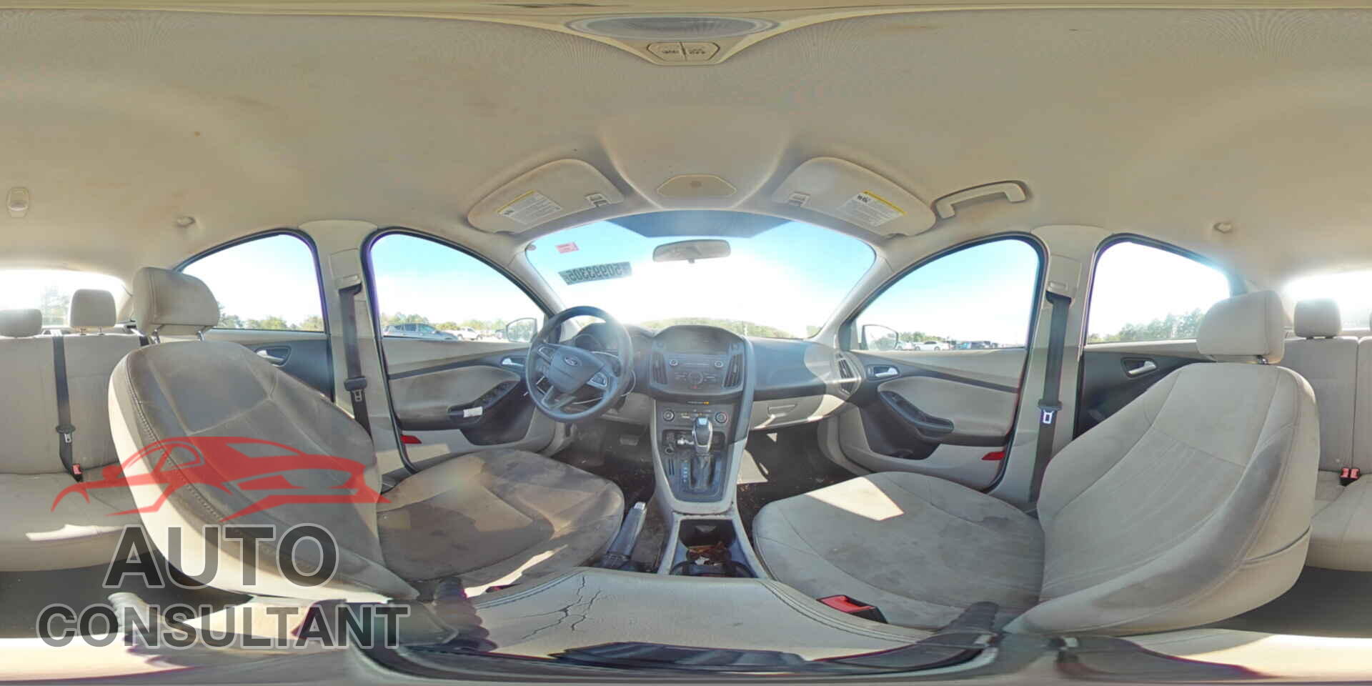 FORD FOCUS 2015 - 1FADP3F25FL329037