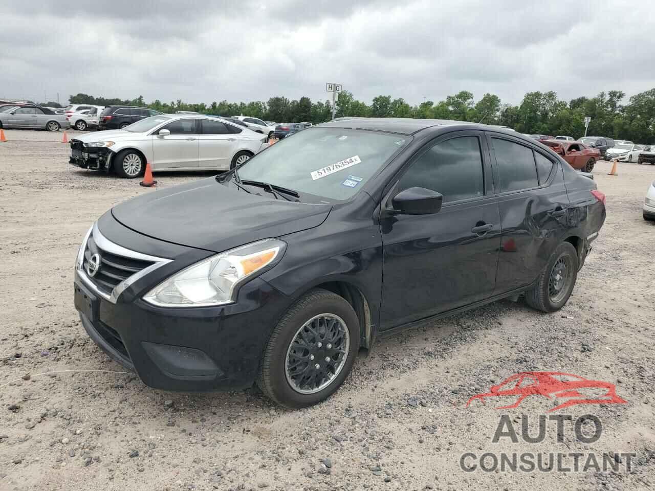 NISSAN VERSA 2017 - 3N1CN7AP3HL884911