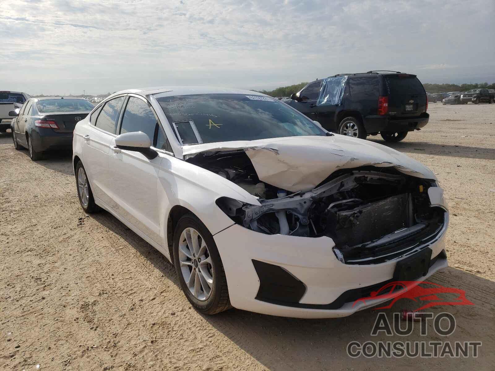 FORD FUSION 2019 - 3FA6P0HD1KR276421