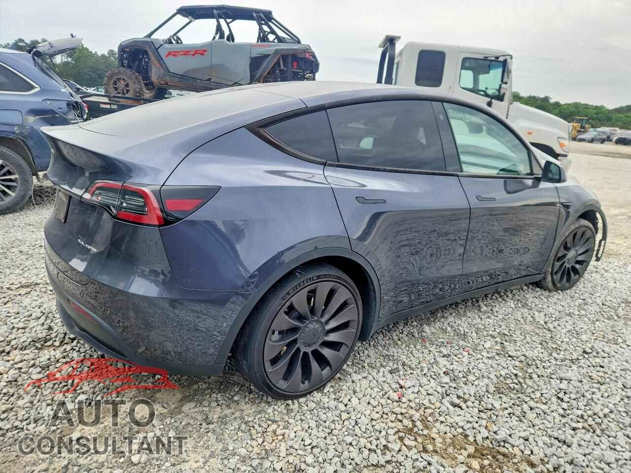 TESLA MODEL Y 2022 - 7SAYGDEE4NF571089