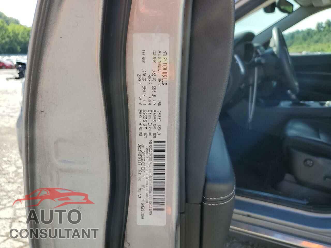 DODGE DURANGO 2018 - 1C4RDJEG7JC133989
