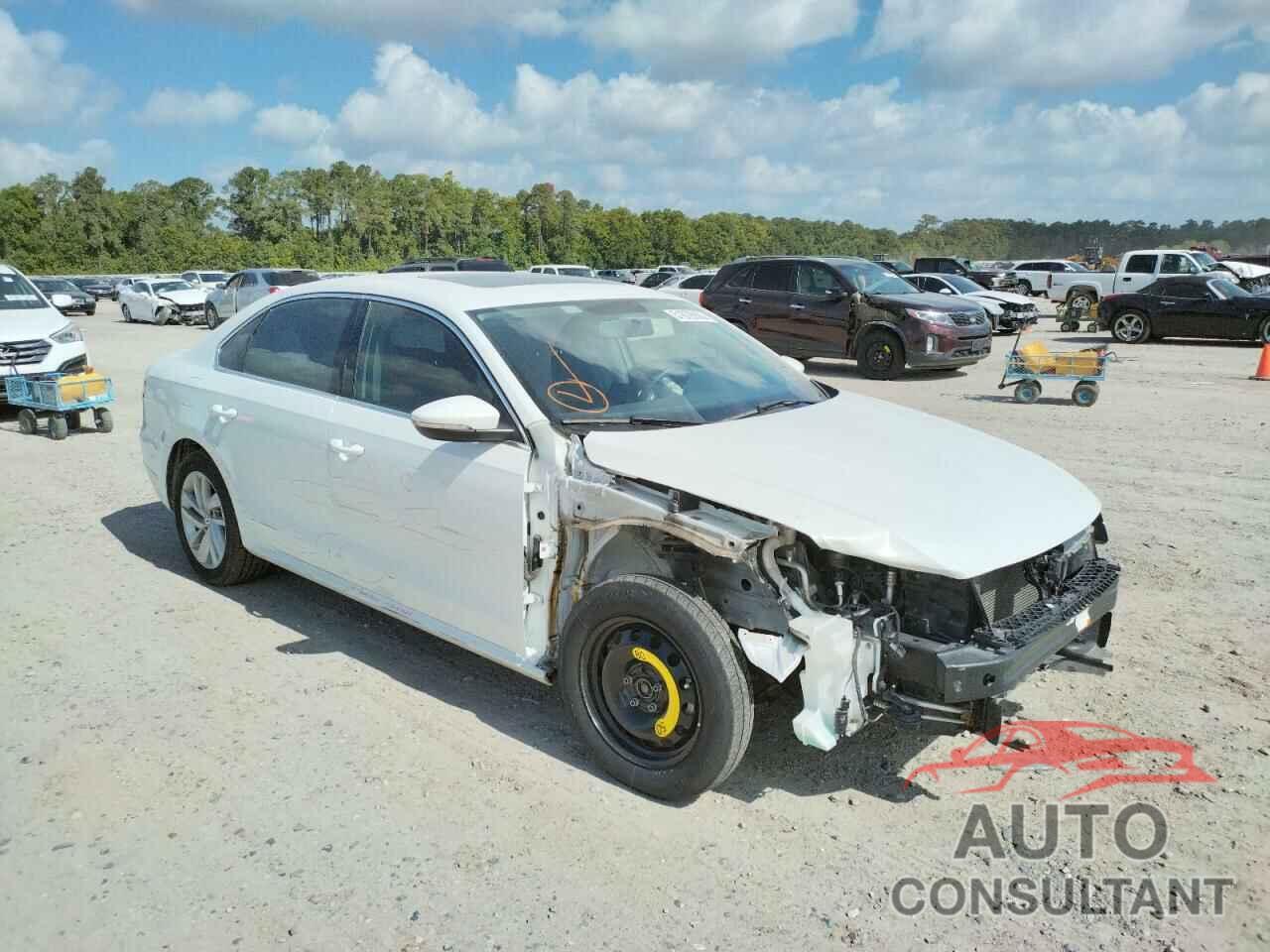 VOLKSWAGEN PASSAT 2018 - 1VWBA7A37JC005684