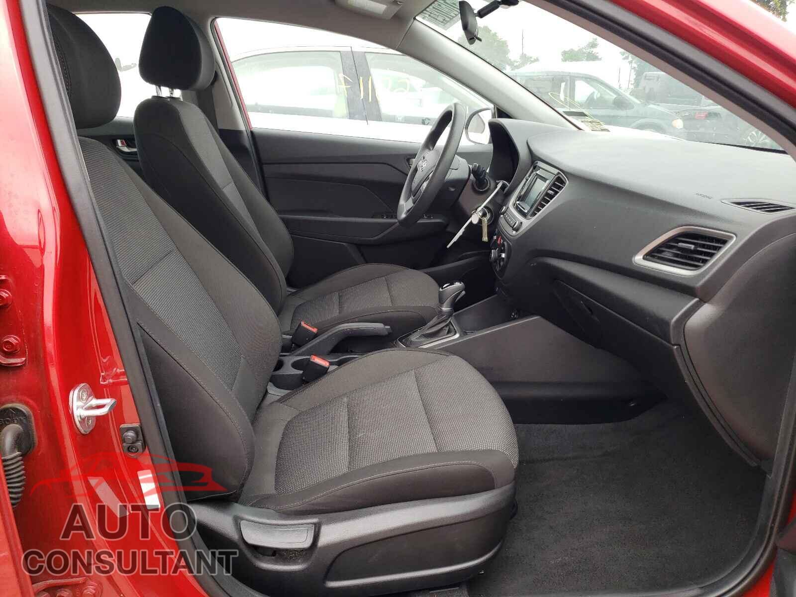 HYUNDAI ACCENT 2019 - 3KPC24A3XKE068355