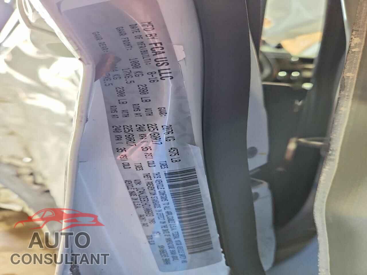 JEEP COMPASS 2017 - 1C4NJDEB1HD100603