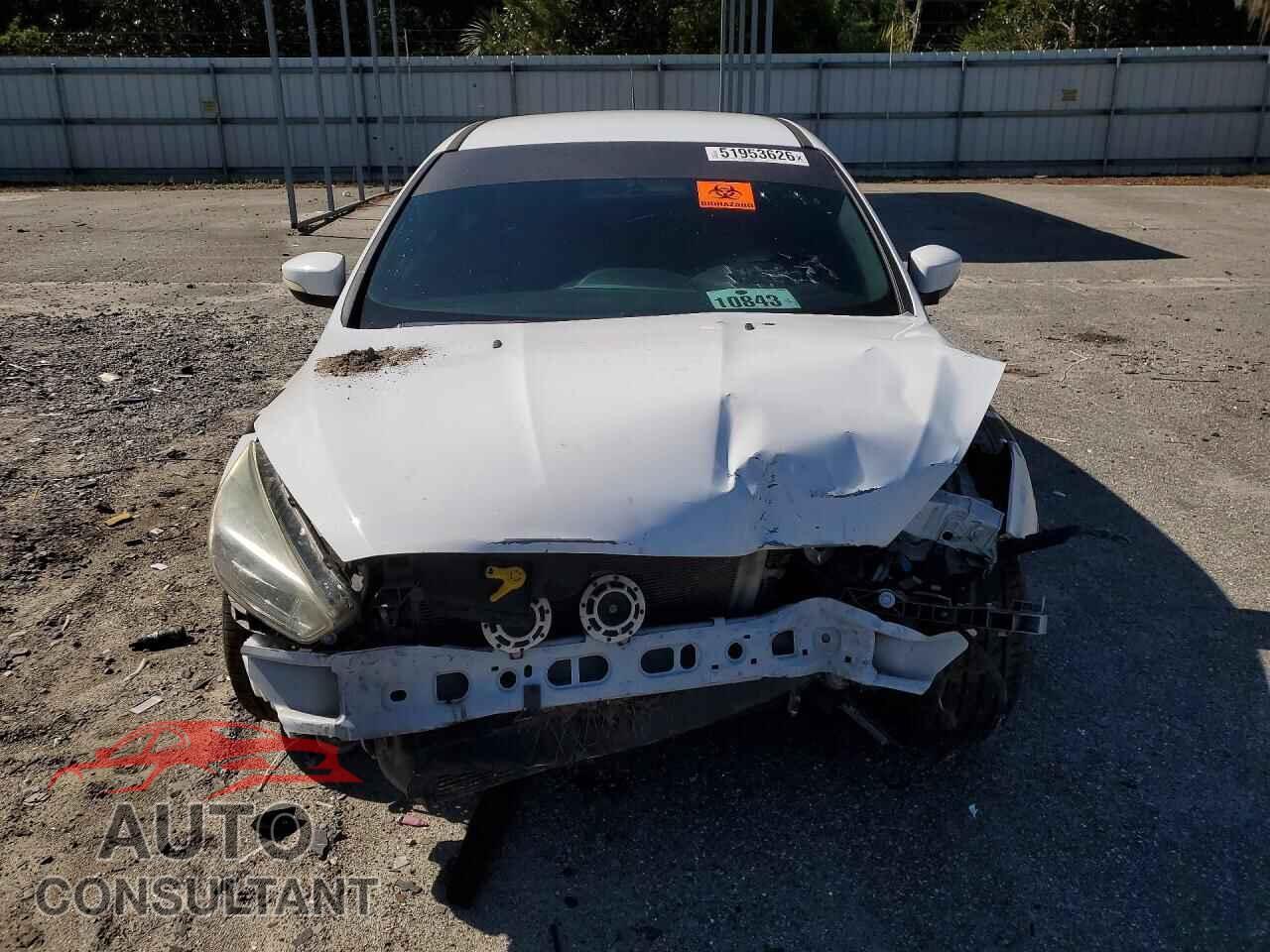 FORD FOCUS 2017 - 1FADP3L90HL227715