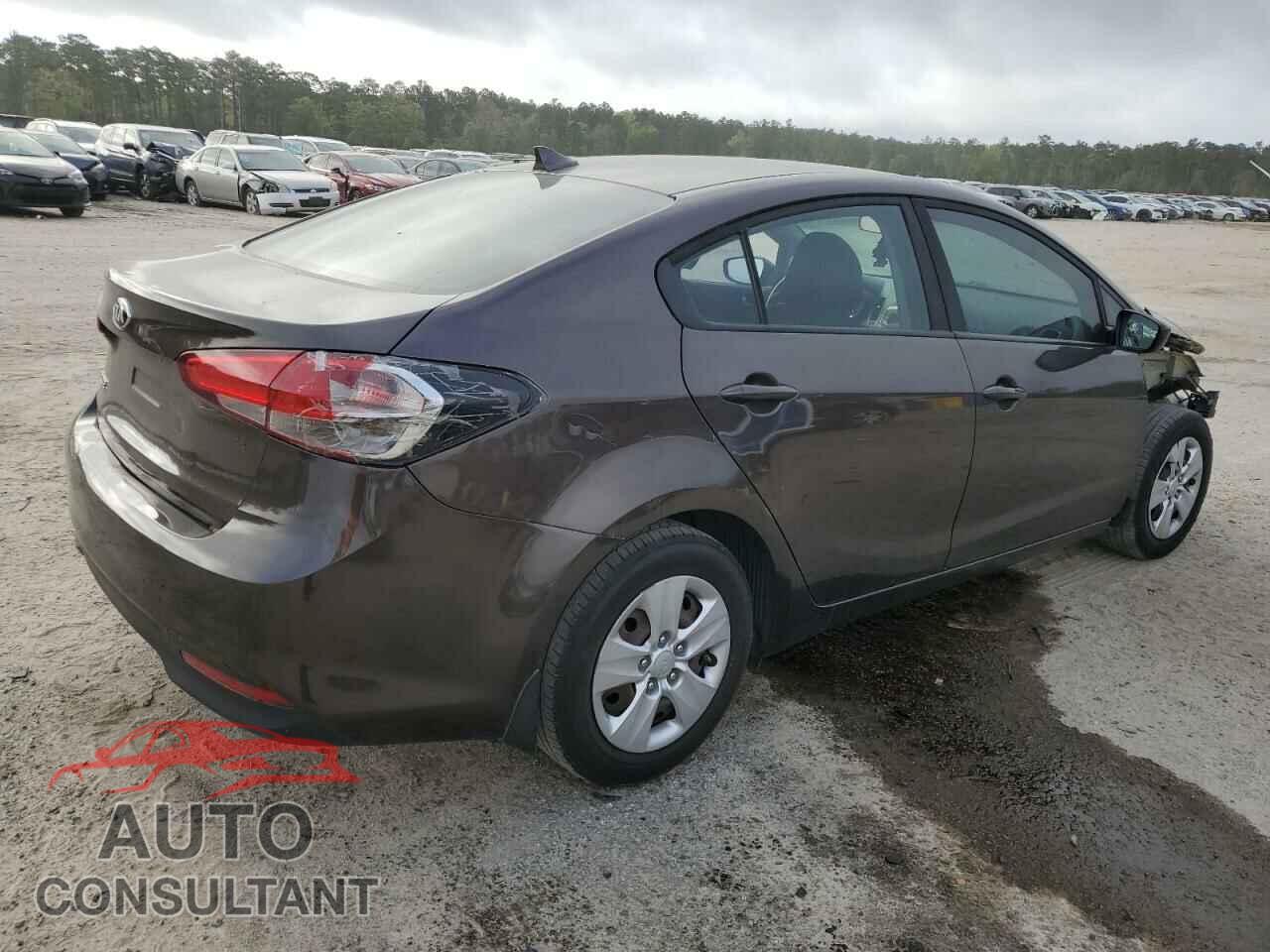 KIA FORTE 2017 - 3KPFK4A77HE135437