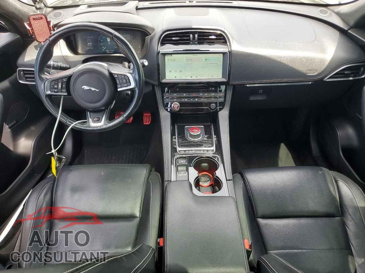 JAGUAR F-PACE 2017 - SADCM2BV4HA072951