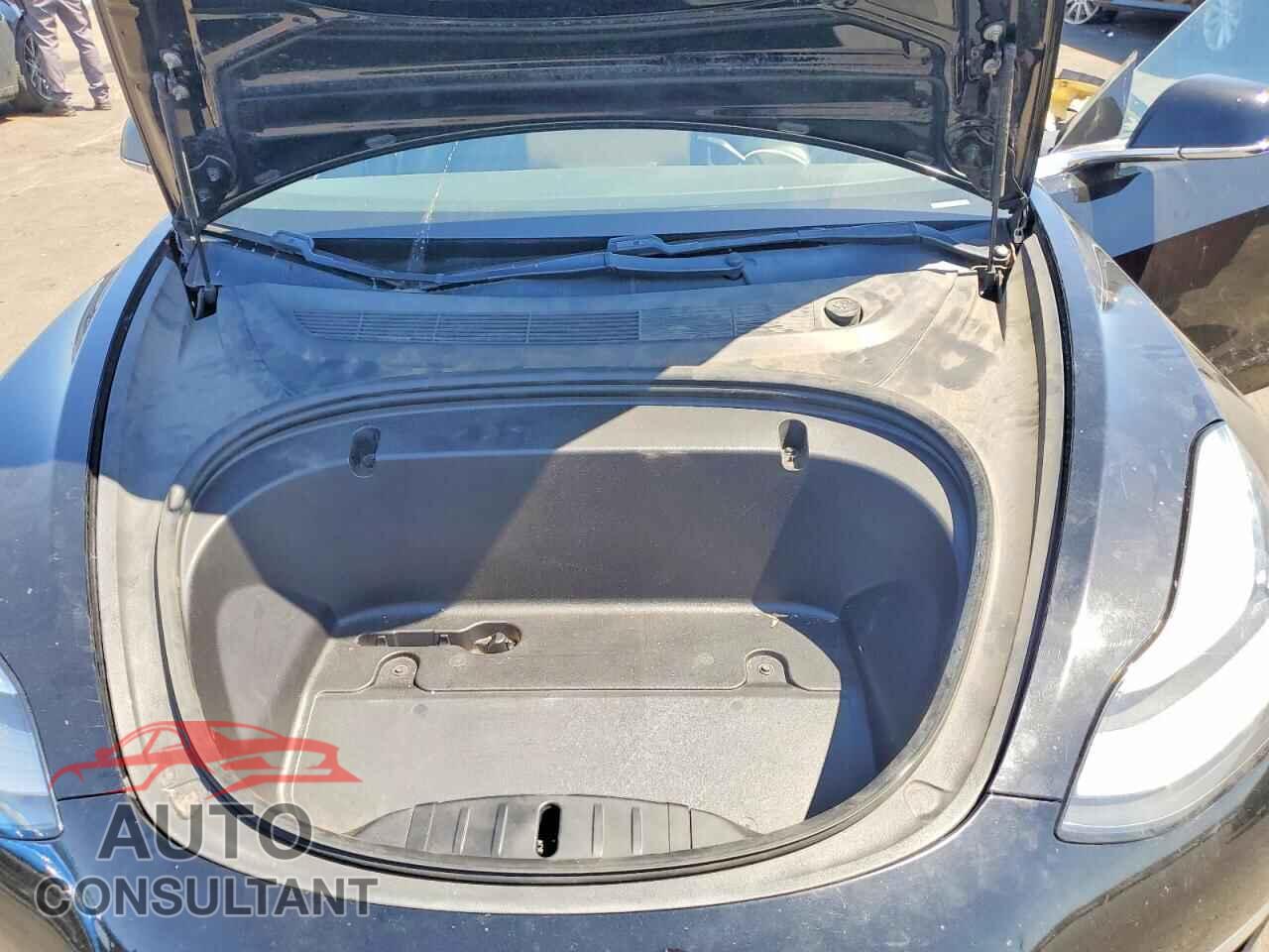 TESLA MODEL 3 2020 - 5YJ3E1EA2LF630145