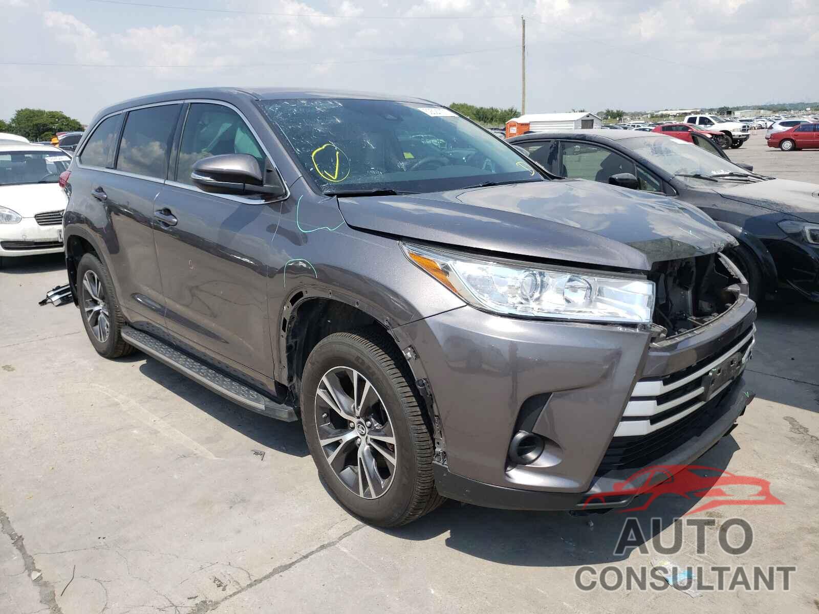 TOYOTA HIGHLANDER 2018 - 5TDZZRFH8JS279145