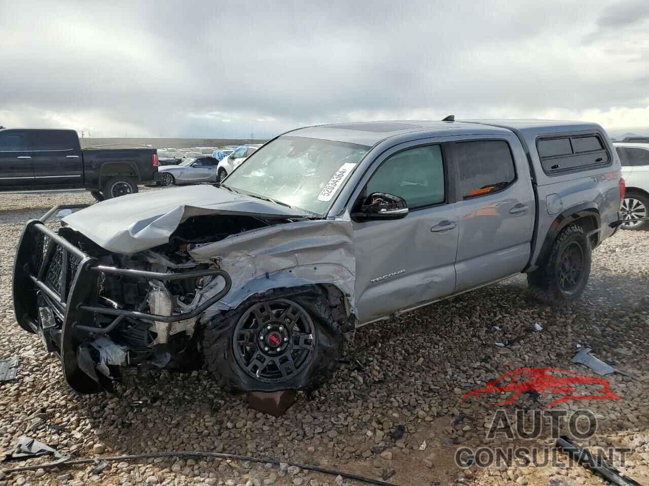 TOYOTA TACOMA 2018 - 5TFCZ5AN2JX142675