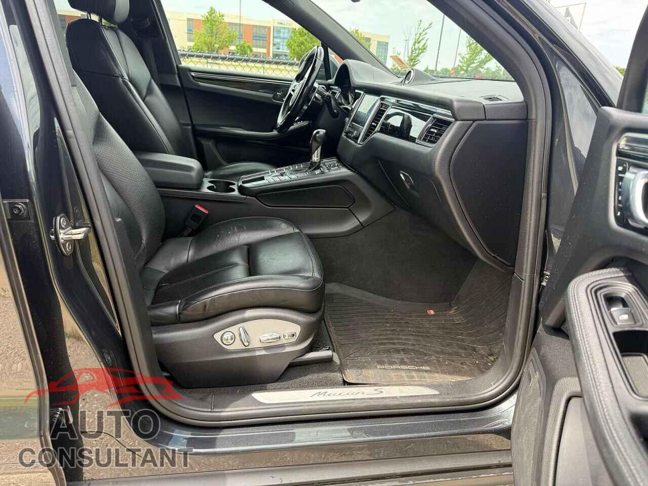 PORSCHE MACAN 2018 - WP1AB2A51JLB33403