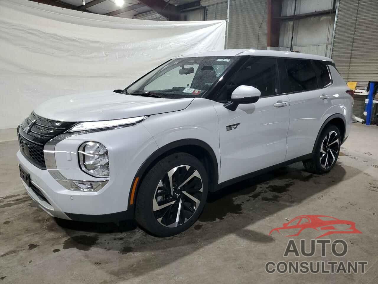 MITSUBISHI OUTLANDER 2023 - JA4T5UA91PZ040204
