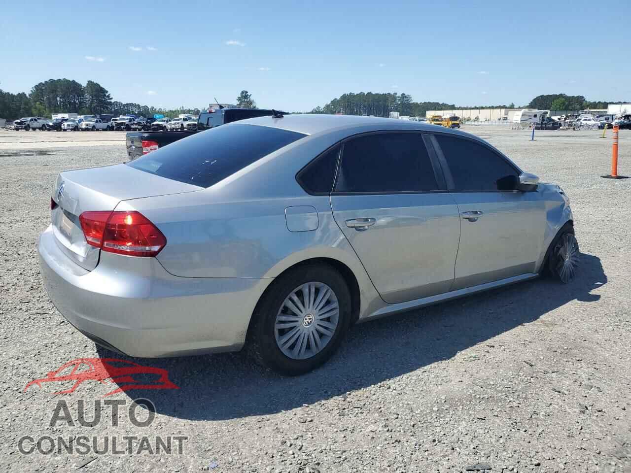 VOLKSWAGEN PASSAT 2014 - 1VWAP7A36EC004610