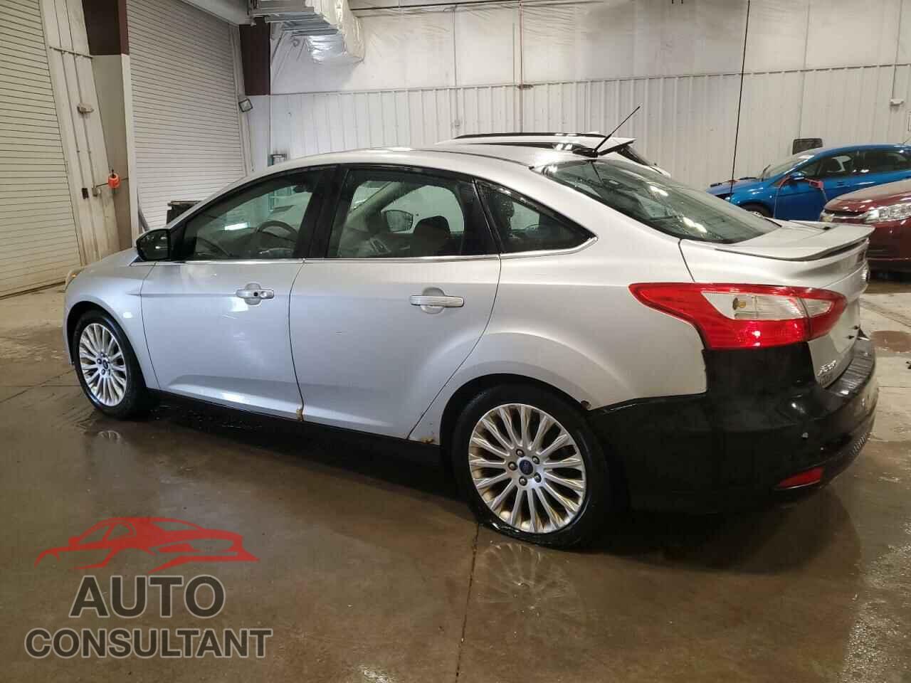 FORD FOCUS 2012 - 1FAHP3J2XCL266036