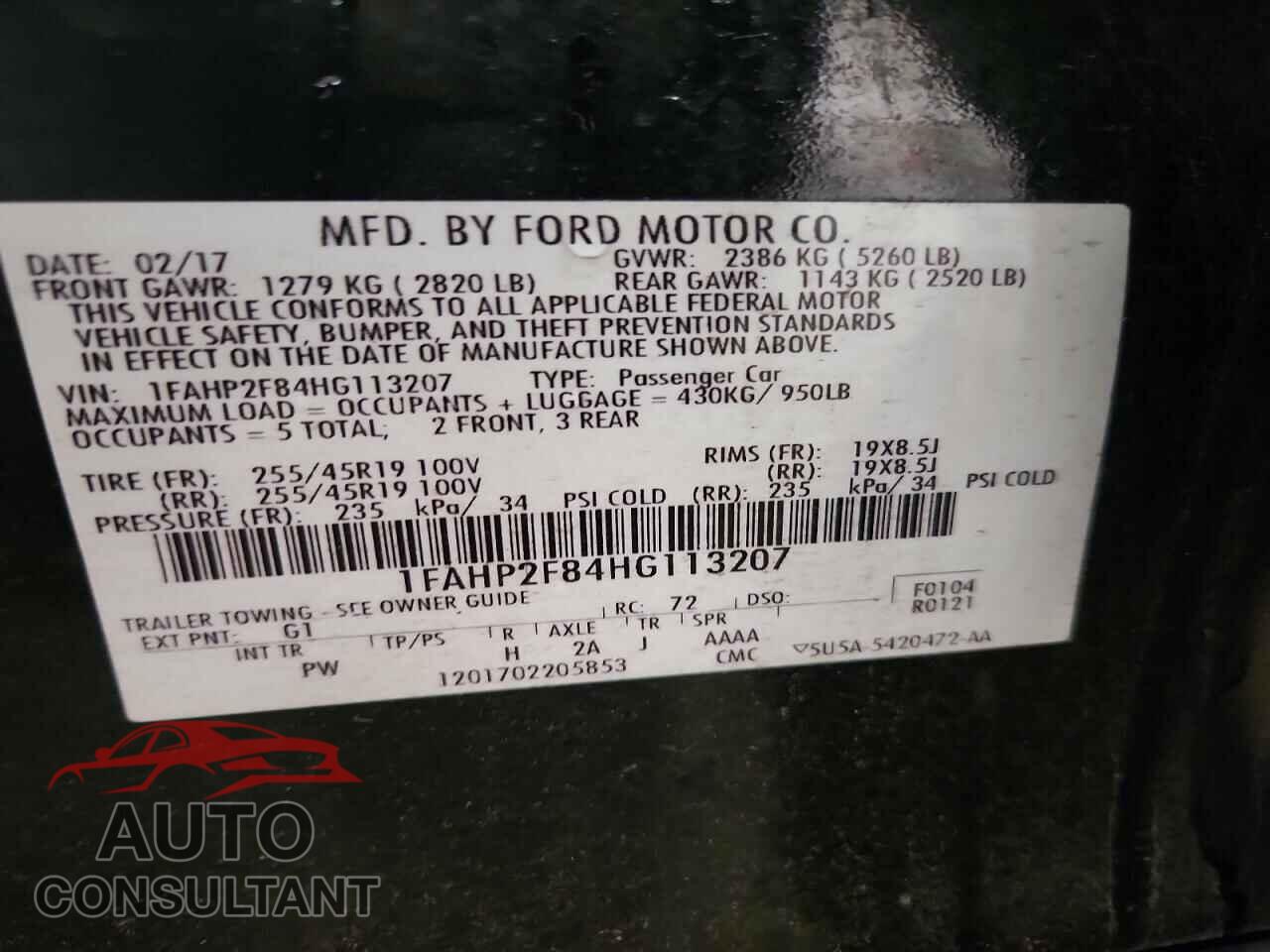 FORD TAURUS 2017 - 1FAHP2F84HG113207