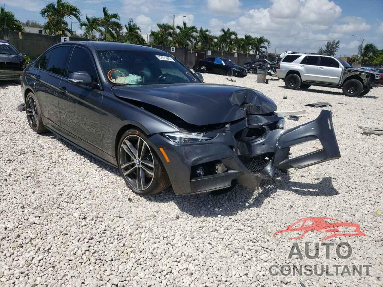 BMW 3 SERIES 2018 - WBA8B3G58JNV01218