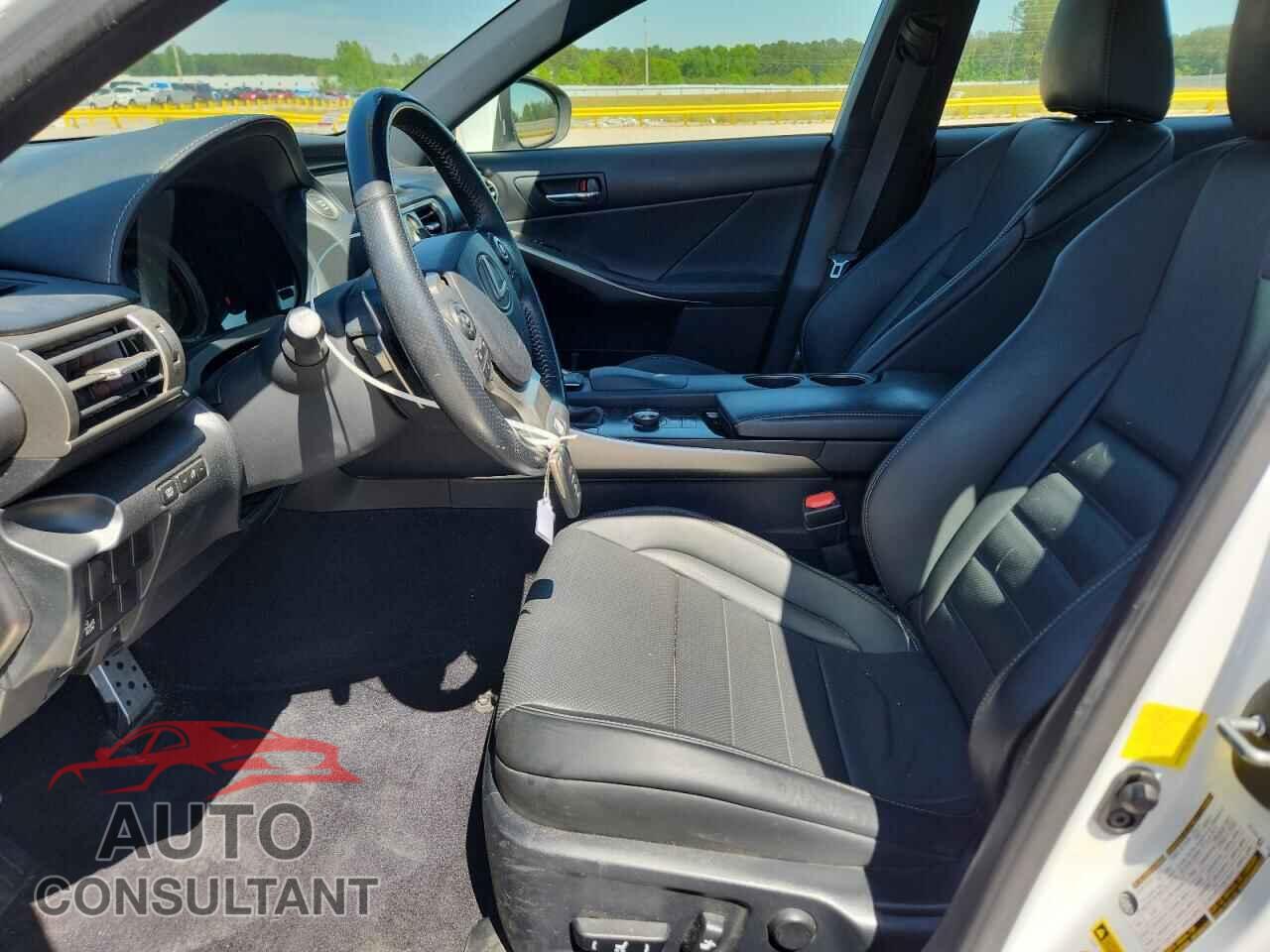 LEXUS IS 2014 - JTHBF1D22E5013544