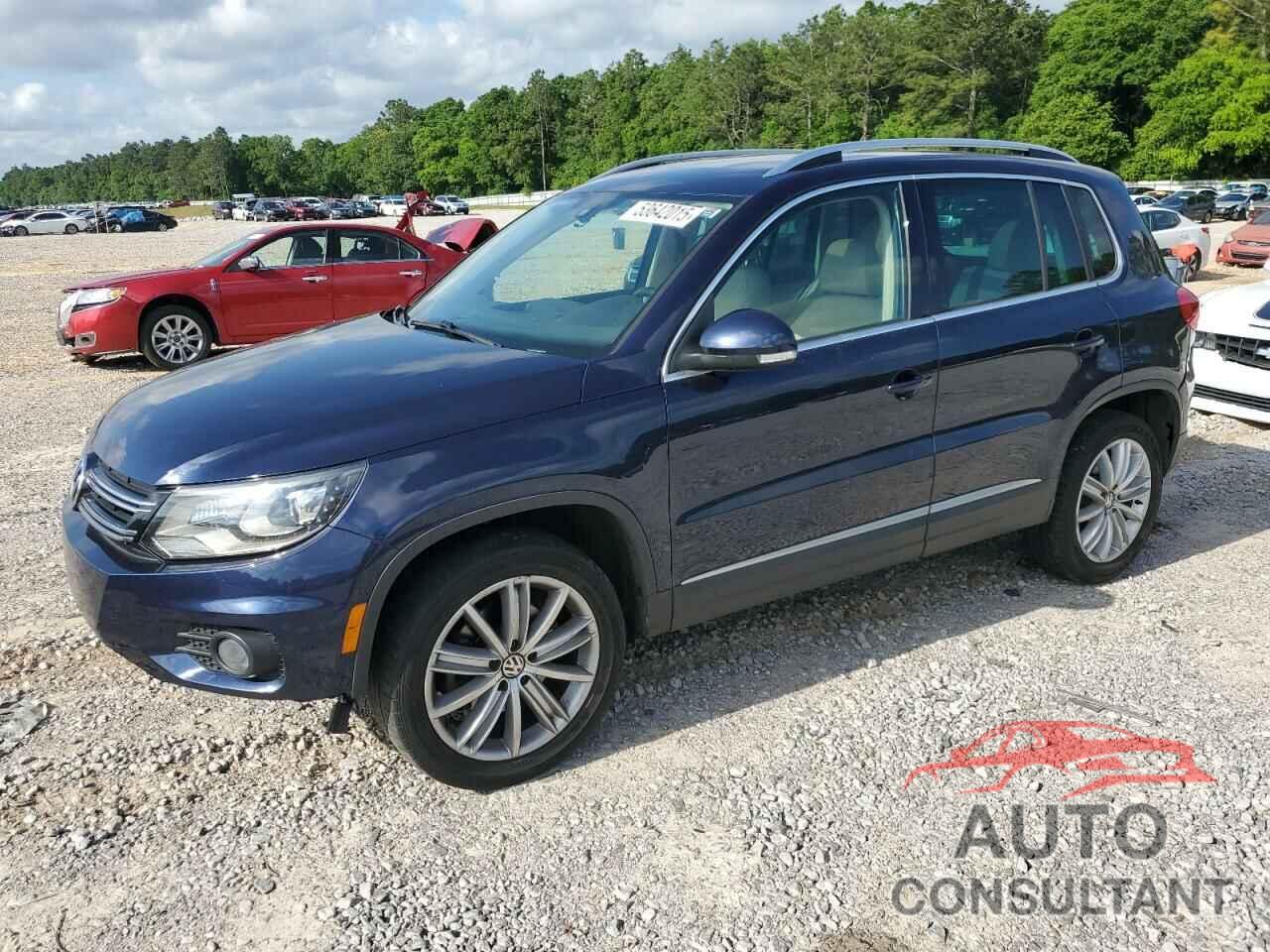 VOLKSWAGEN TIGUAN 2016 - WVGAV7AXXGW561593