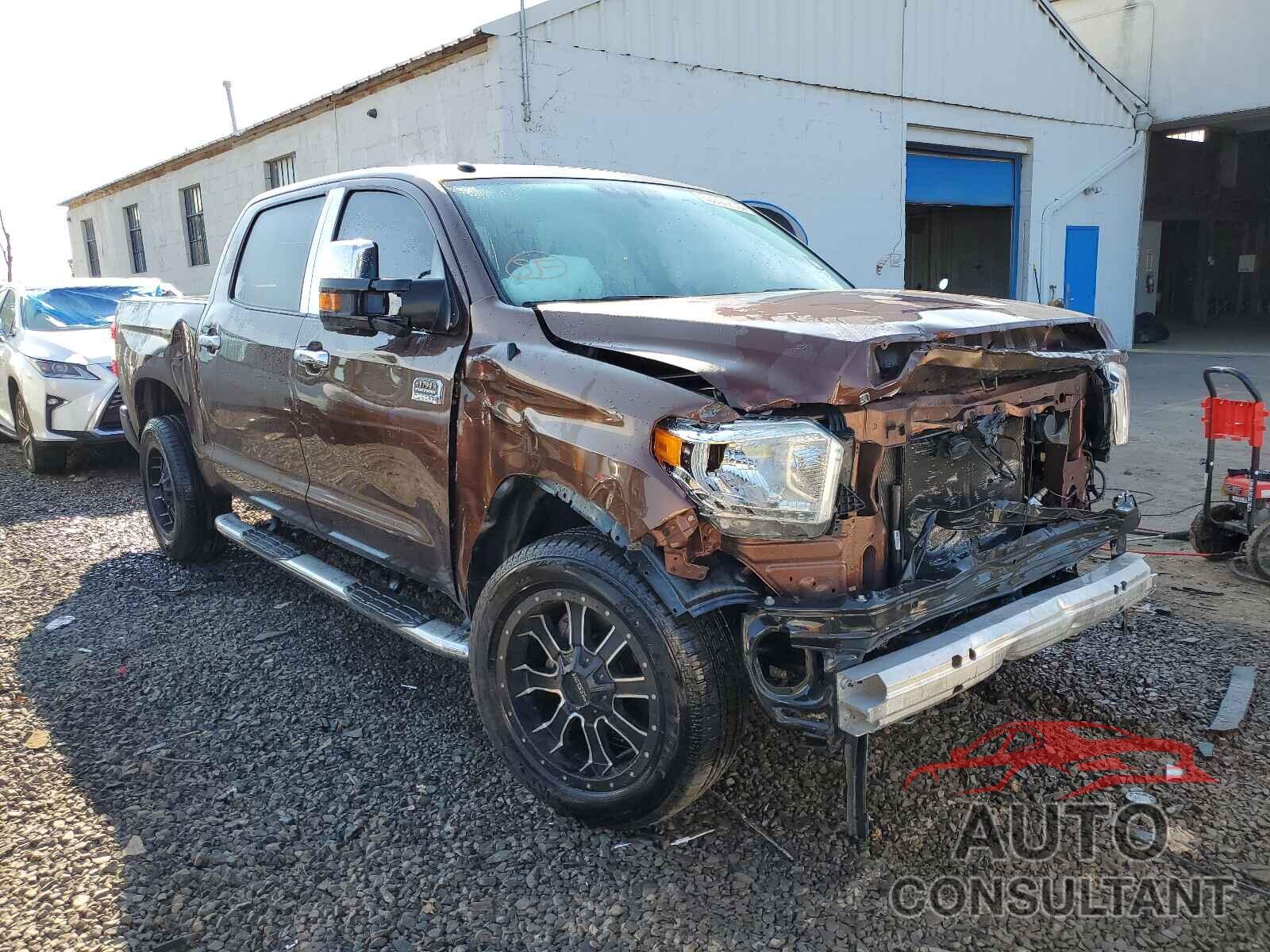 TOYOTA TUNDRA 2016 - 5TFAY5F13GX494611