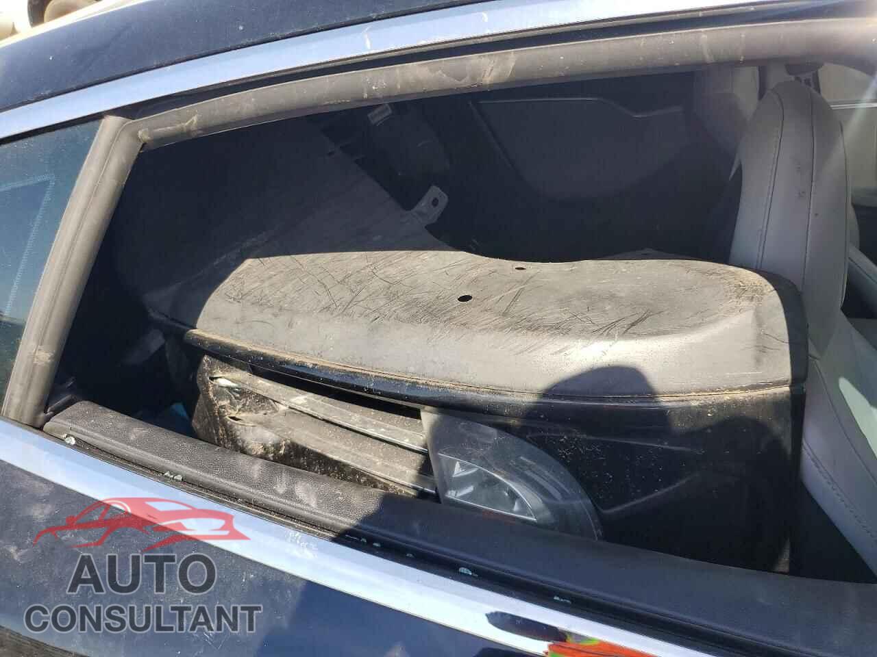 TESLA MODEL S 2013 - 5YJSA1DN2DFP05746