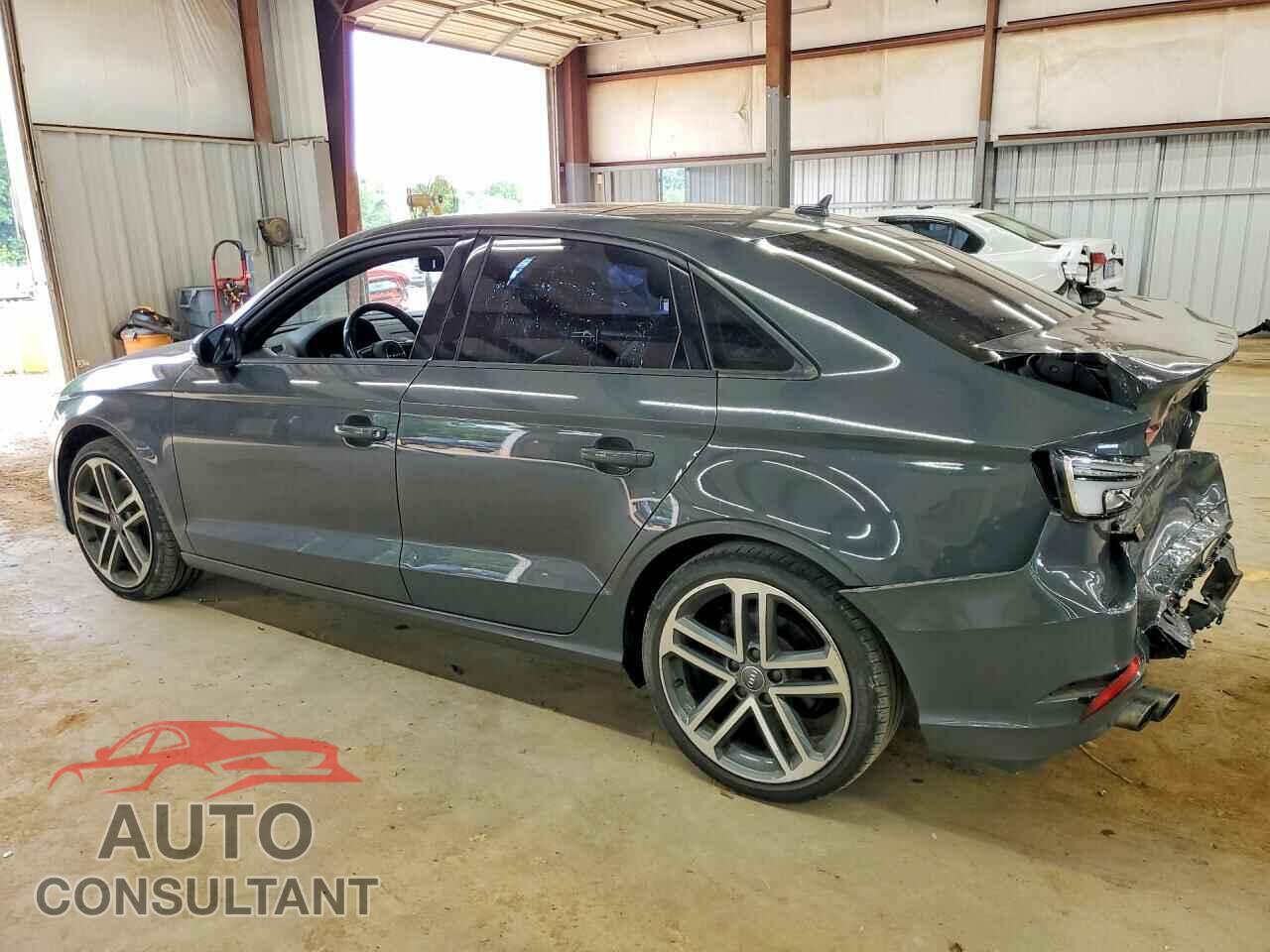 AUDI A3 2017 - WAUAUGFF7H1046277