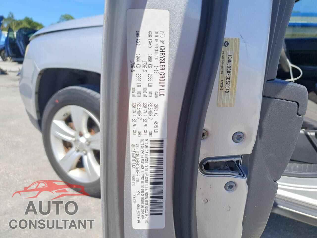 JEEP COMPASS 2012 - 1C4NJDBB2CD576940