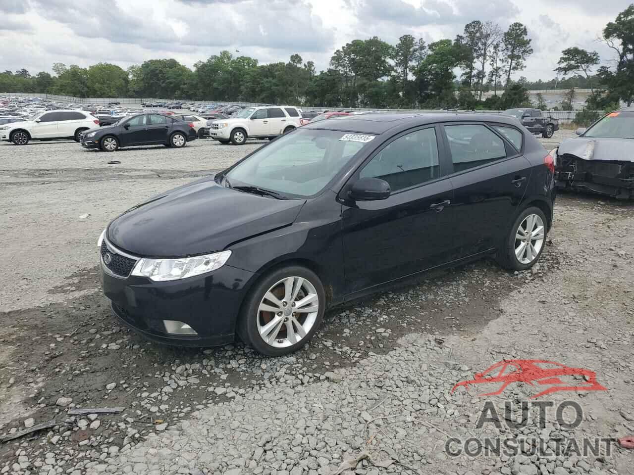 KIA FORTE 2011 - KNAFW5A38B5329885