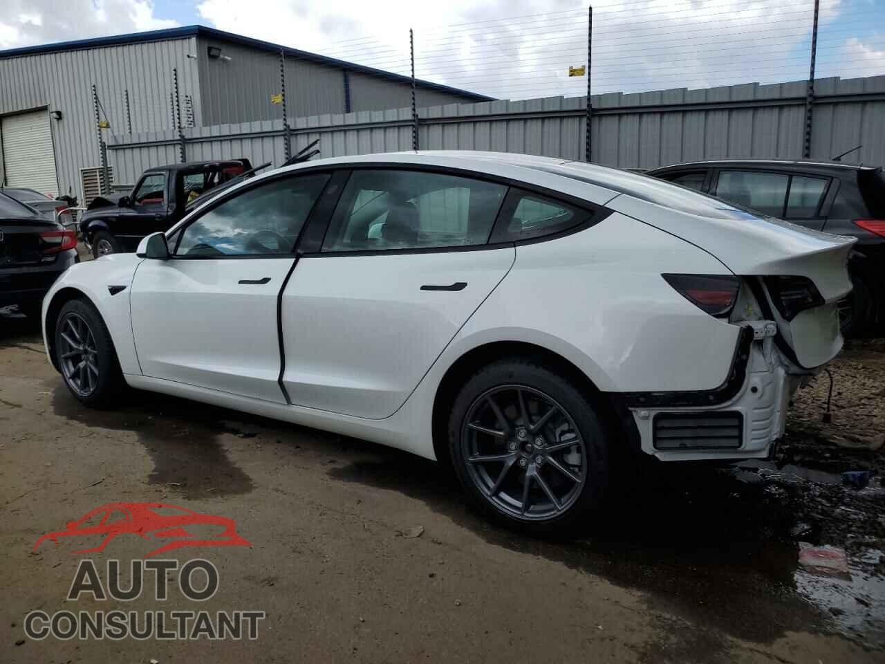 TESLA MODEL 3 2022 - 5YJ3E1EA7NF302061