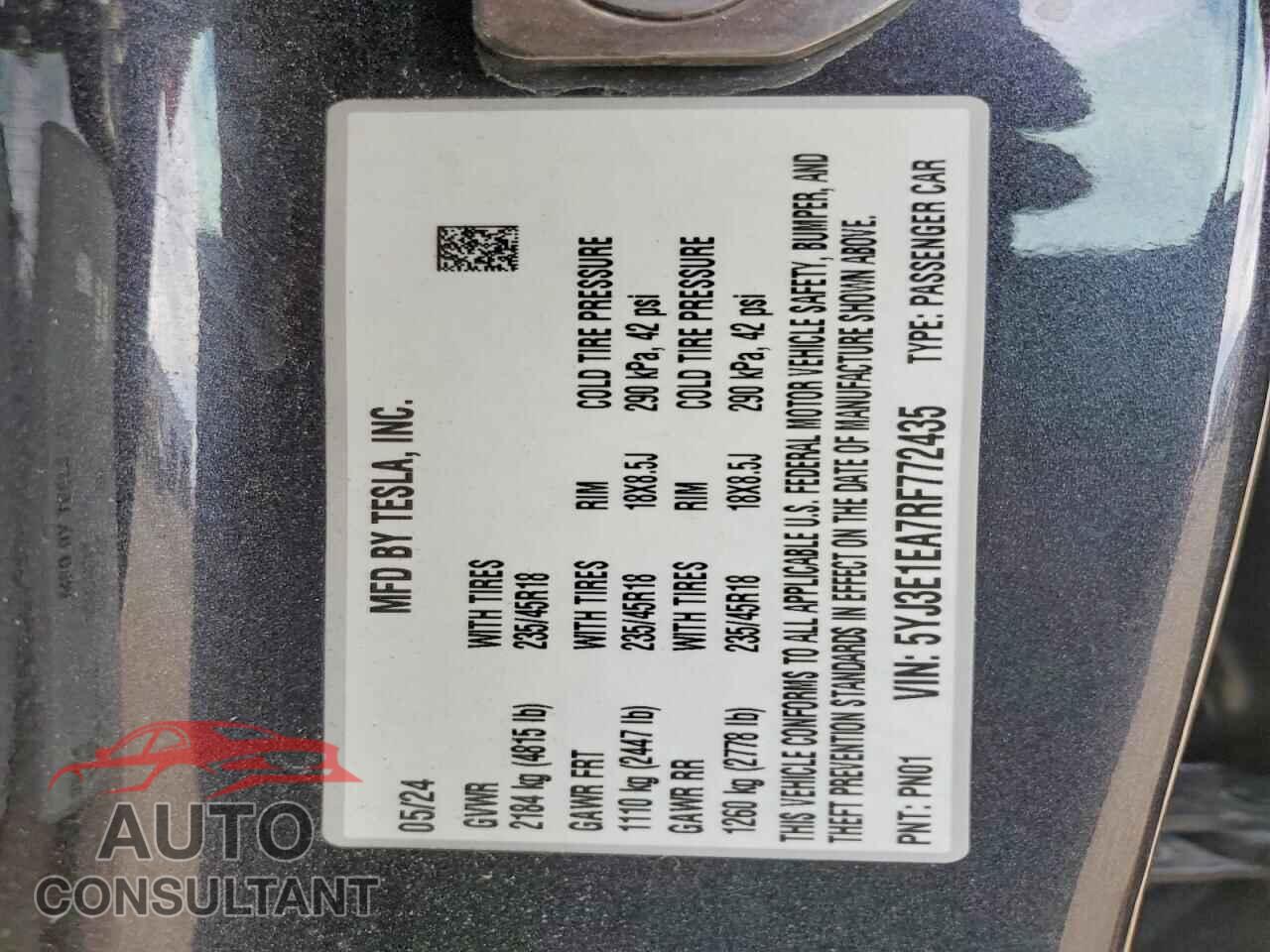 TESLA MODEL 3 2024 - 5YJ3E1EA7RF772435