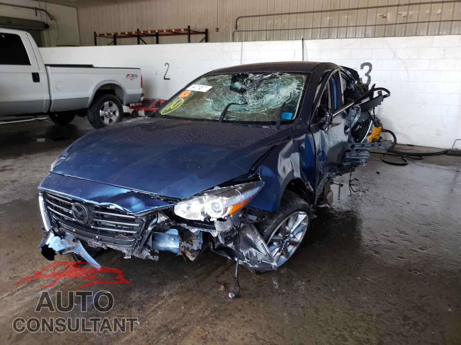 MAZDA 3 2017 - JM1BN1V71H1105304