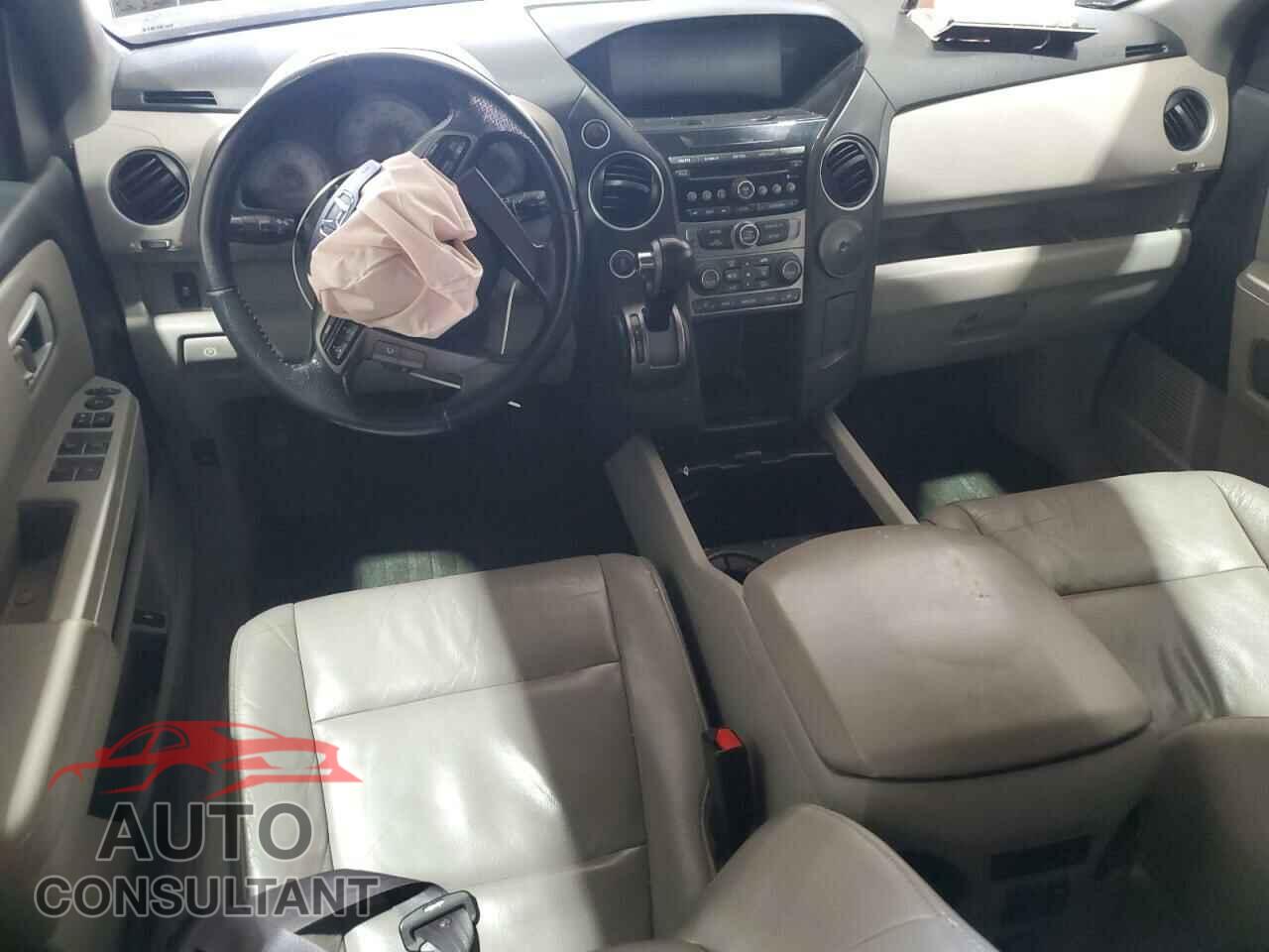 HONDA PILOT 2015 - 5FNYF4H59FB019066
