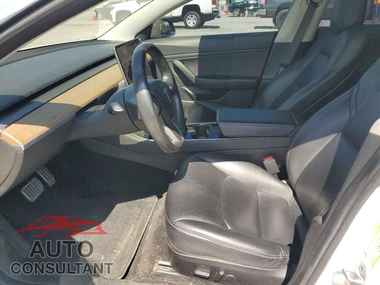 TESLA MODEL 3 2018 - 5YJ3E1EA1JF108233