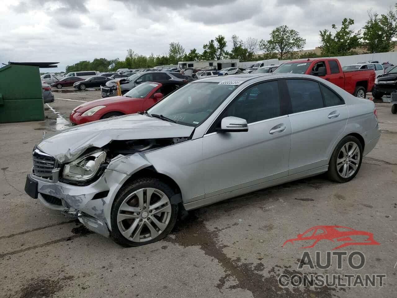 MERCEDES-BENZ C-CLASS 2012 - WDDGF8BB3CR193194