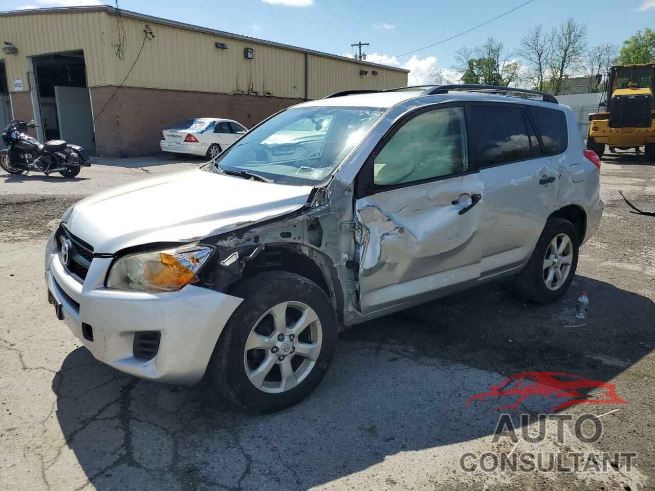 TOYOTA RAV4 2009 - JTMBF33V89D008630