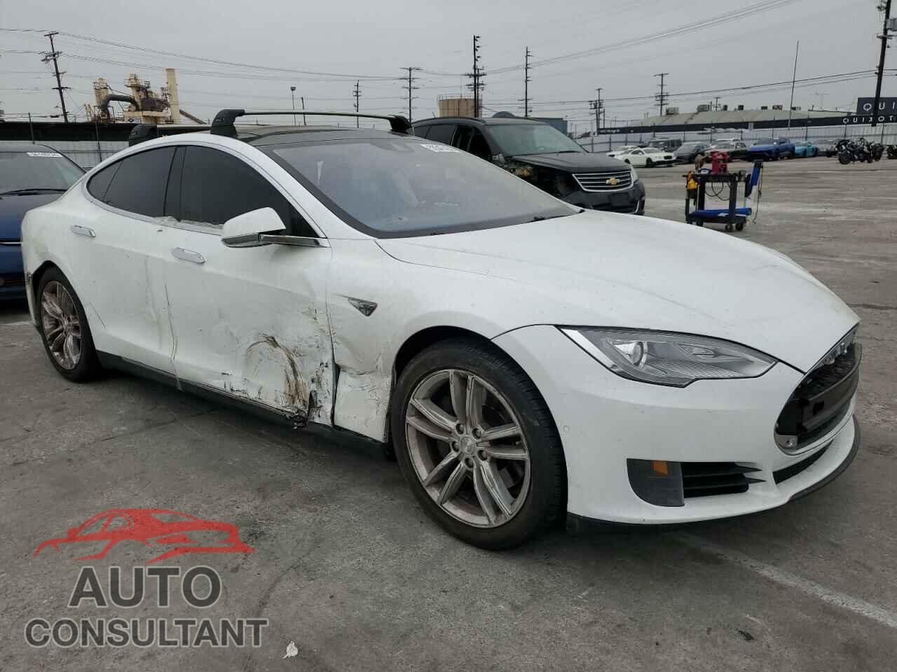 TESLA MODEL S 2016 - 5YJSA1E17GF121908