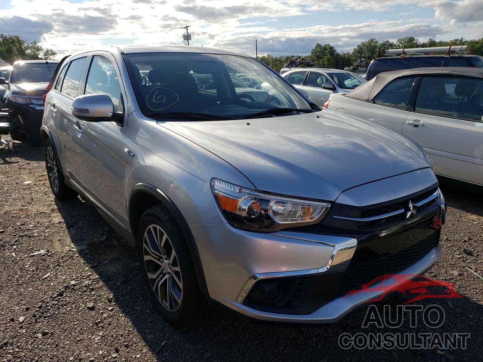 MITSUBISHI OUTLANDER 2018 - JA4AP3AU6JU023645