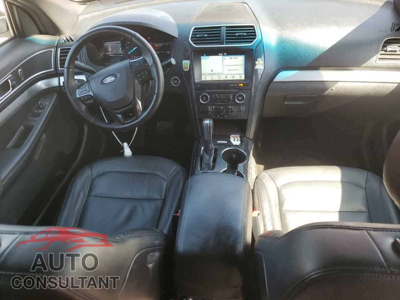 FORD EXPLORER 2017 - 1FM5K7D89HGB78948