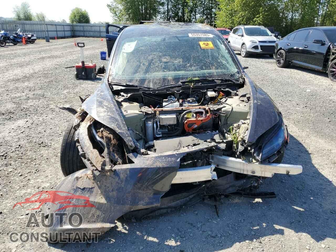 TESLA MODEL 3 2024 - 5YJ3E1EA0RF724968