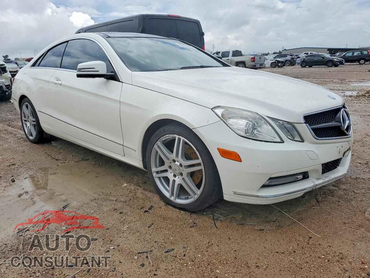 MERCEDES-BENZ E-CLASS 2013 - WDDKJ5KB1DF201979