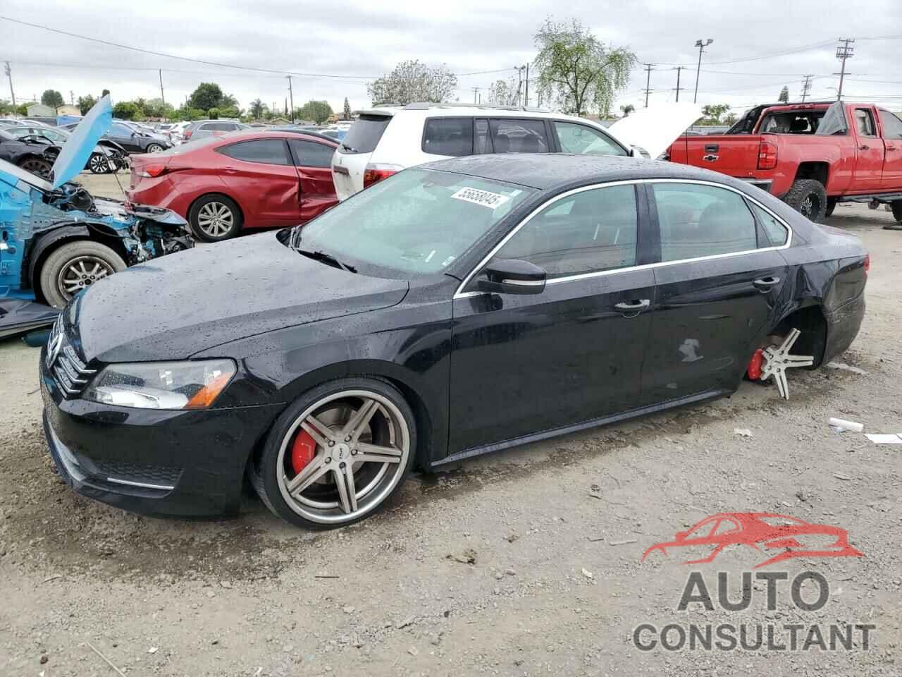 VOLKSWAGEN PASSAT 2013 - 1VWBP7A34DC006830