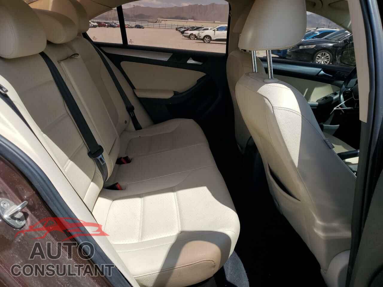 VOLKSWAGEN JETTA 2017 - 3VWDB7AJ3HM323931