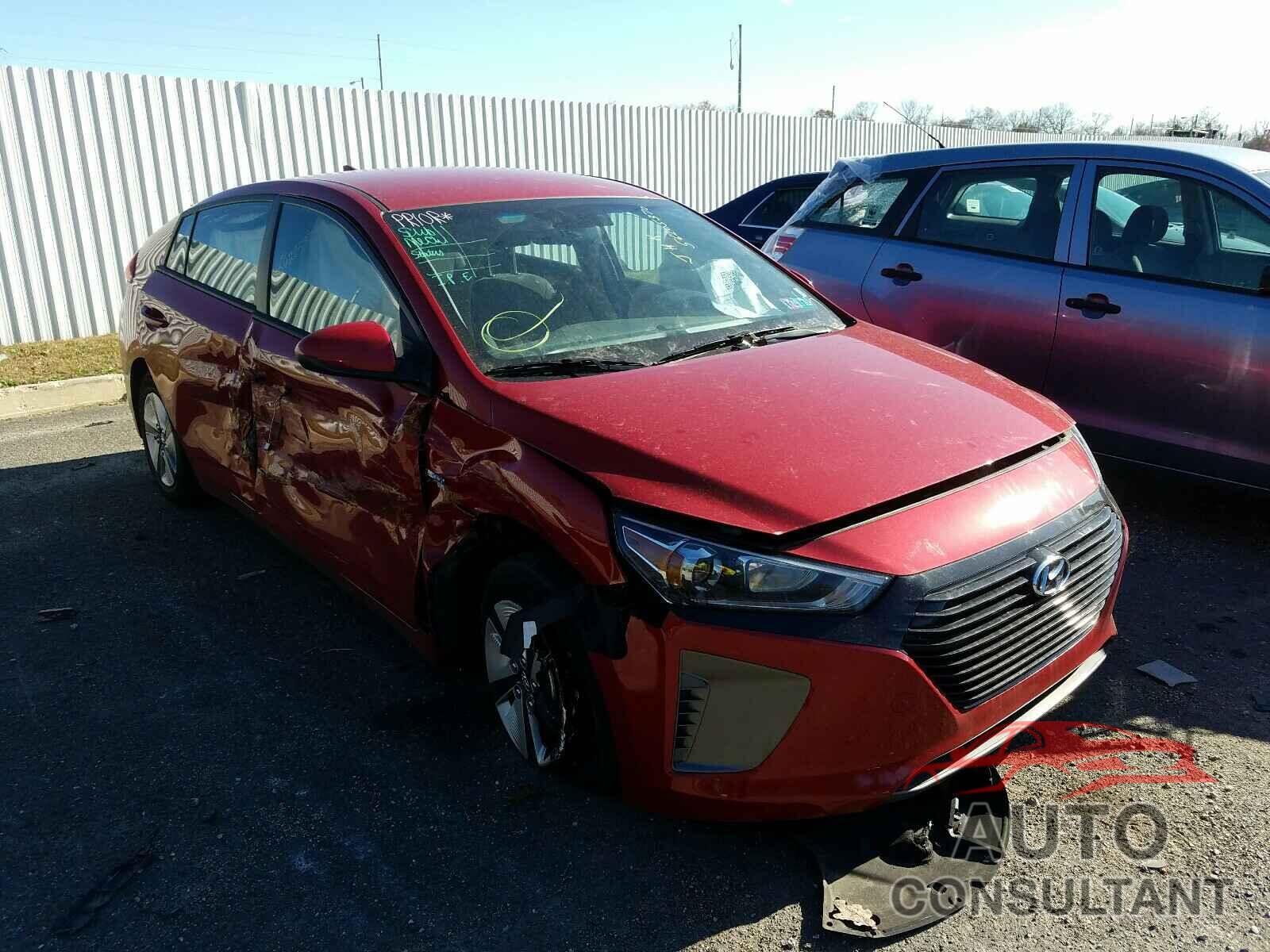 HYUNDAI IONIQ 2019 - KMHC65LC2KU167014