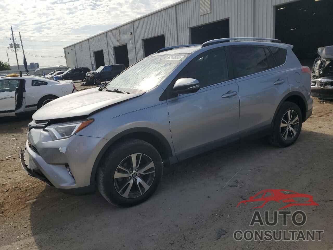 TOYOTA RAV4 2018 - JTMWFREV4JD118595