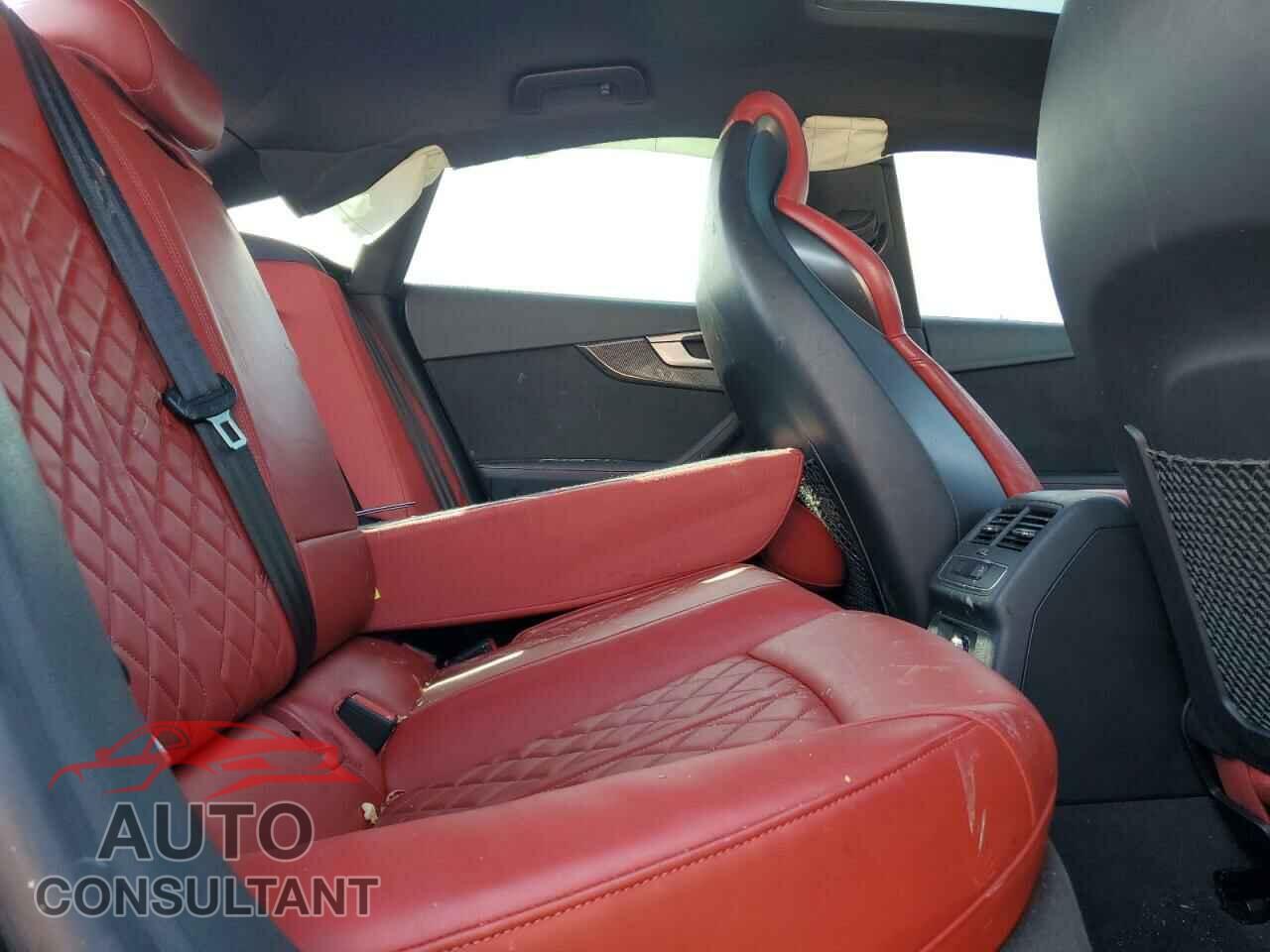 AUDI S5/RS5 2018 - WAUC4CF54JA097251